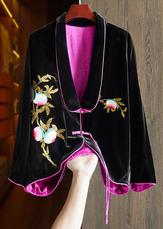 Gracefully Styled Coat for Any Occasion
