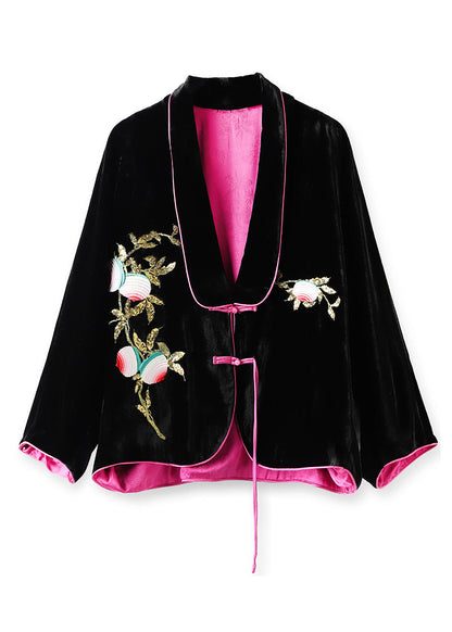 Gracefully Styled Coat for Any Occasion