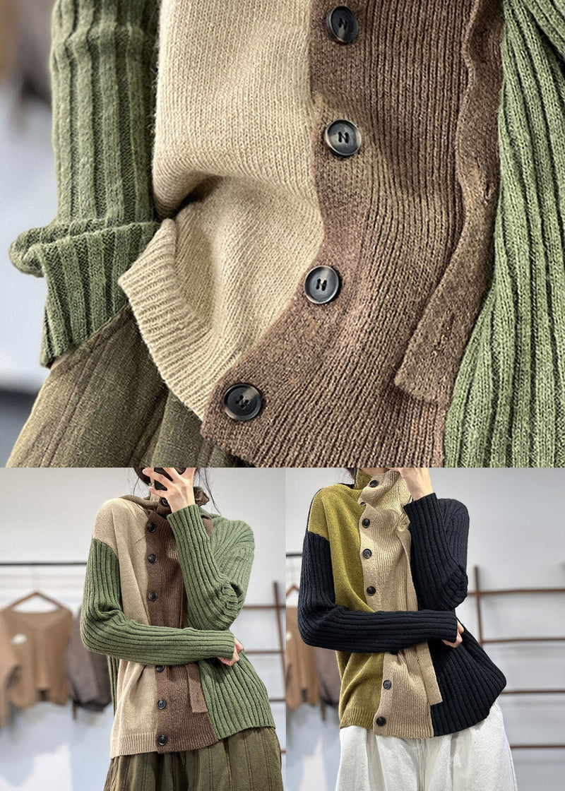 Beautifully Finished Sweater in a Timeless Design