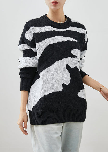 Beautifully Finished Top in a Timeless Design
