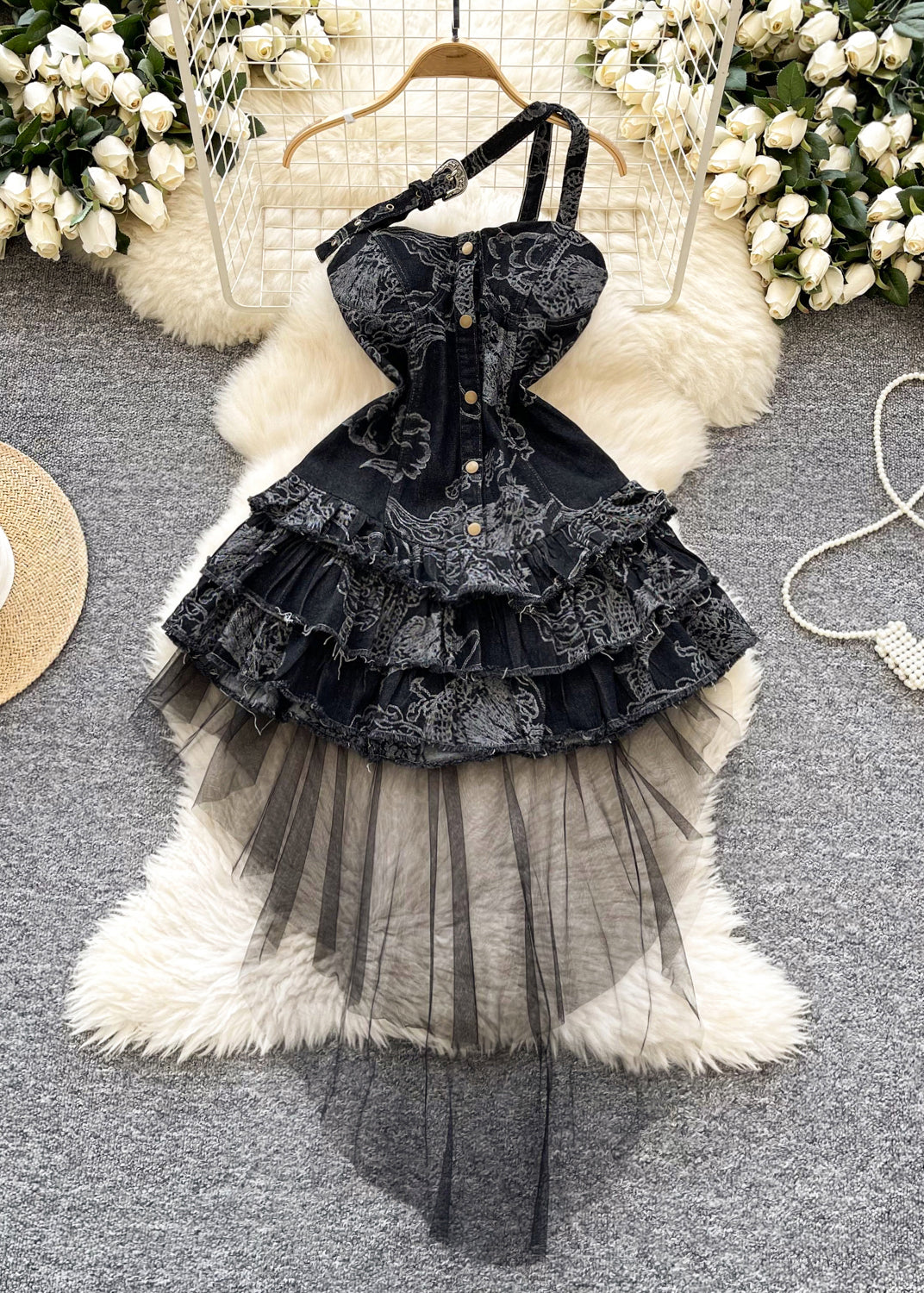 Classic Vintage Dress with a Flattering Fit