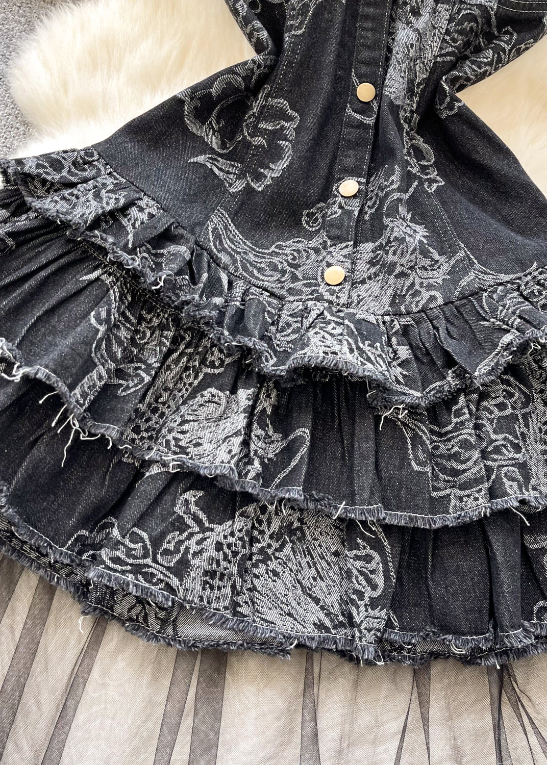 Classic Vintage Dress with a Flattering Fit