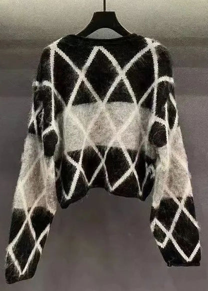 Polished Sweater with an Effortless Classic Look