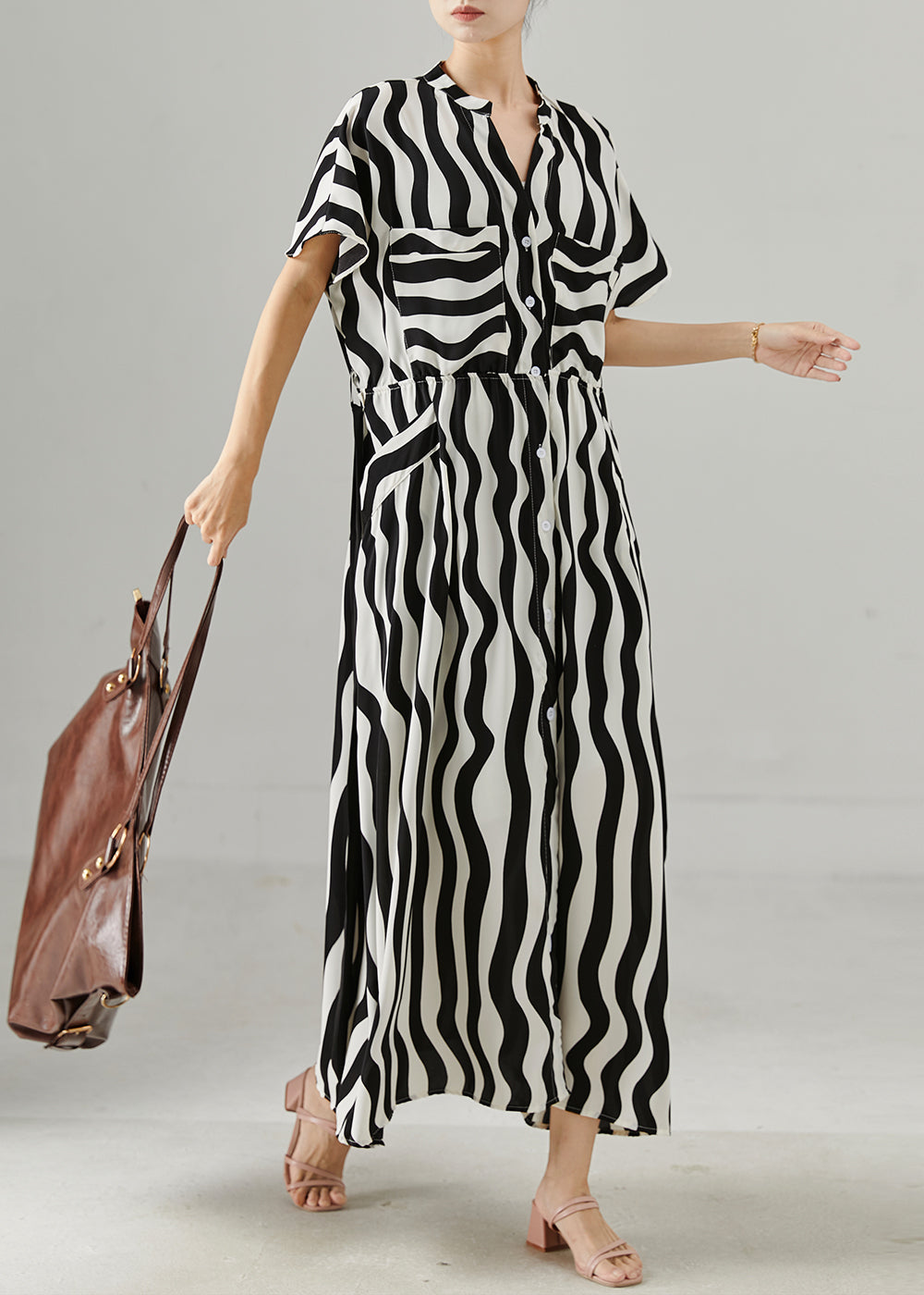 Beautifully Crafted Dress in a Classic Style