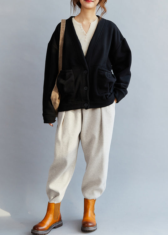 Well Tailored Coat with a Graceful Silhouette