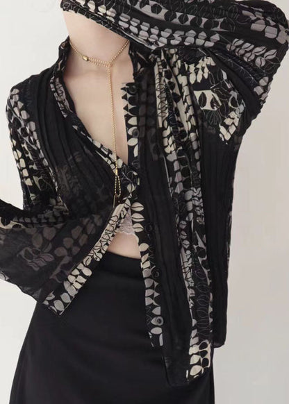 Elegantly Styled Blouse for Everyday Wear