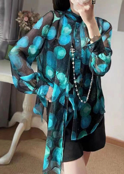 Effortlessly Elegant Blouse with a Timeless Design