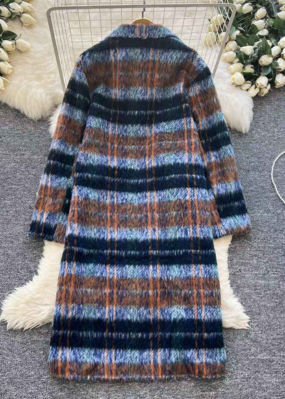 Elegantly Styled Coat for Everyday Wear