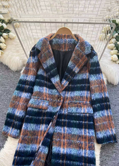 Elegantly Styled Coat for Everyday Wear