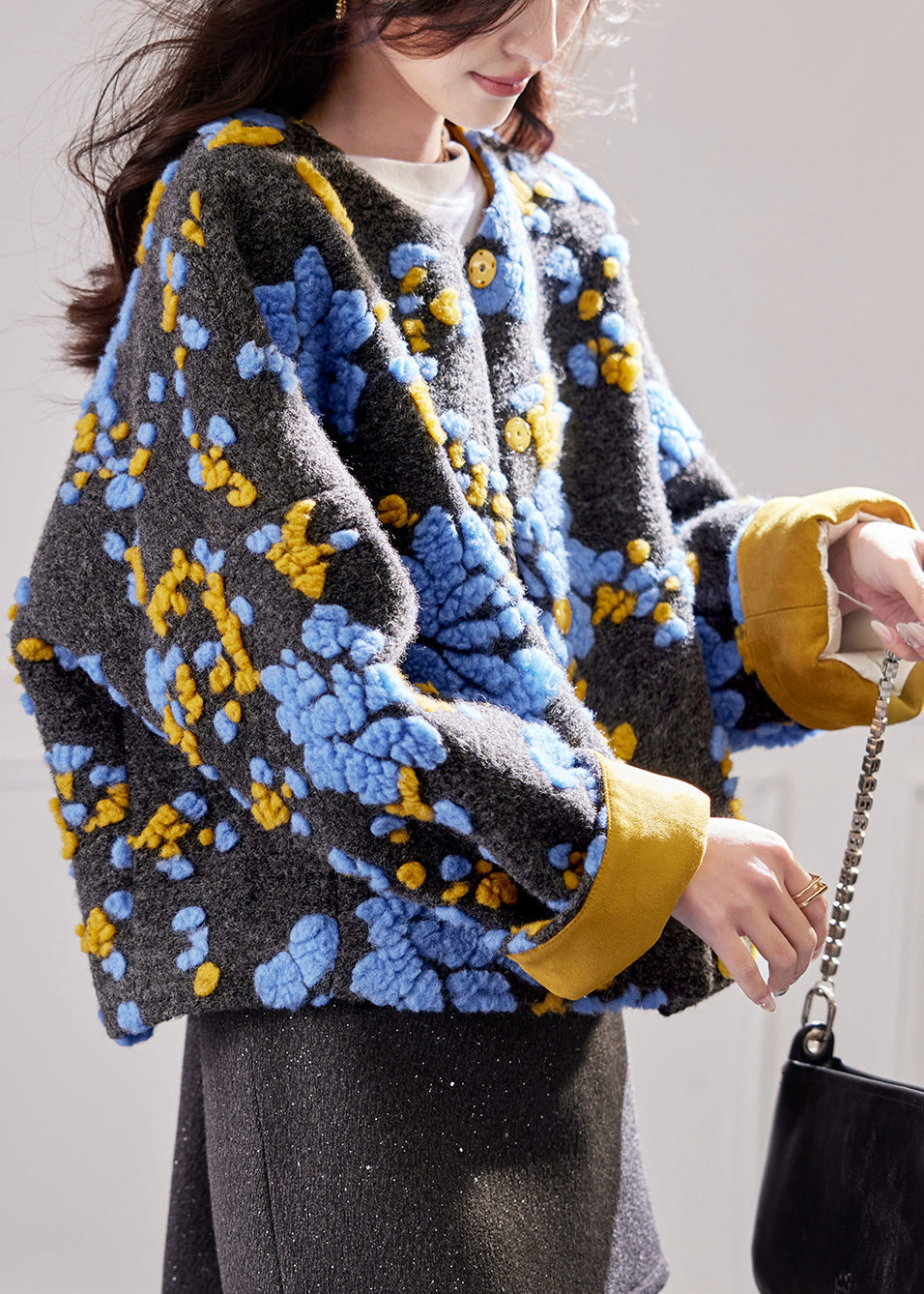 Gracefully Styled Coat for Any Occasion