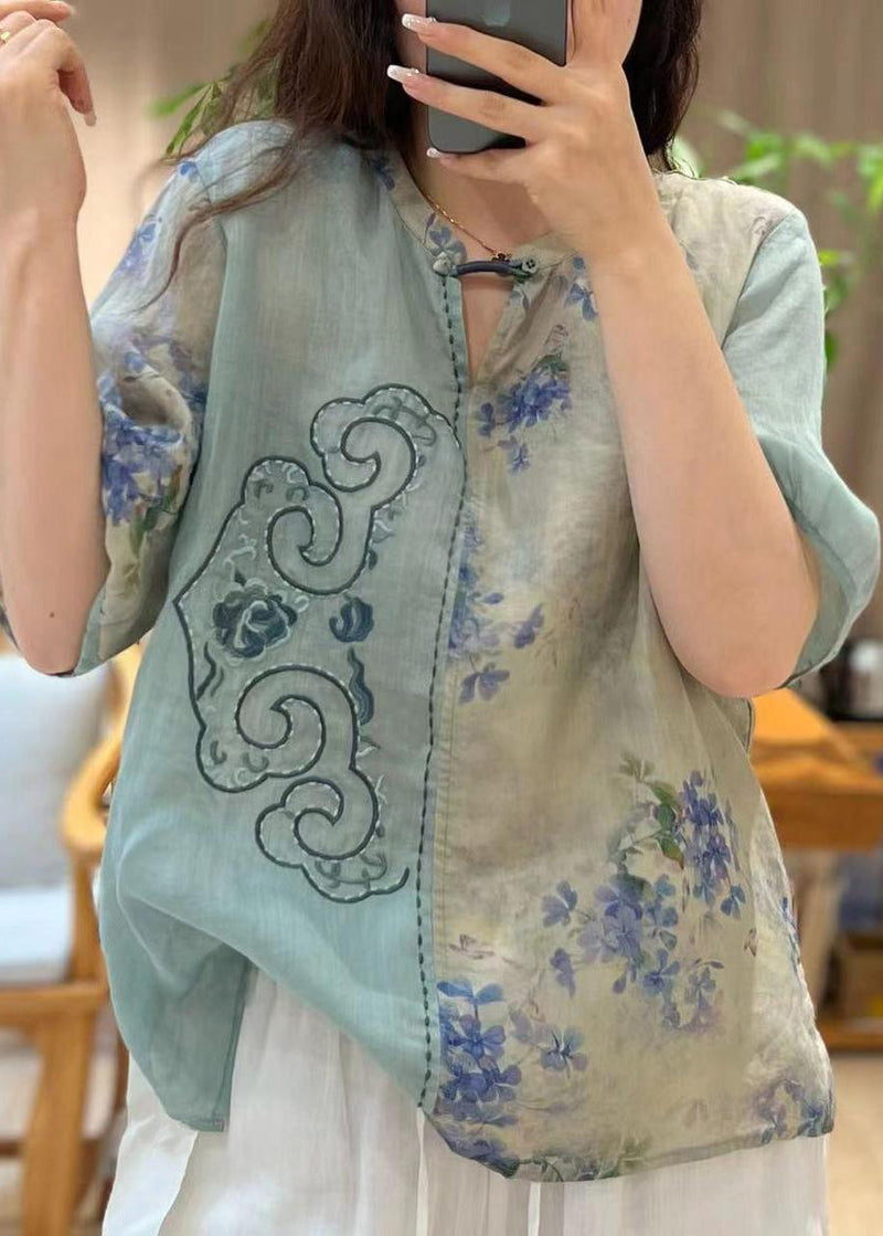 A Vintage Style Top with Delicate Timeless Details
