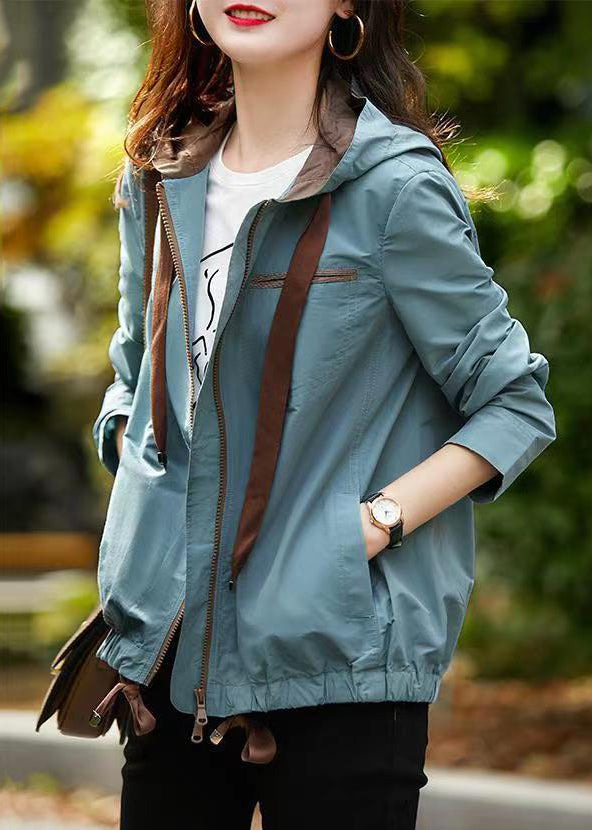 Beautifully Finished Coat in a Timeless Design