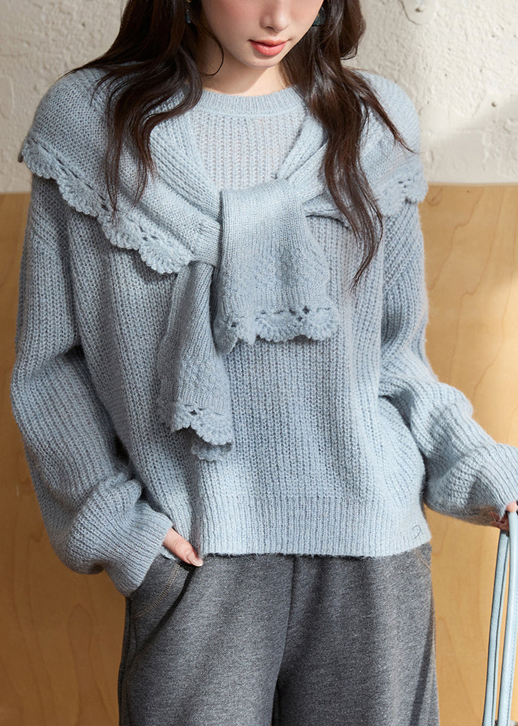 Well Tailored Sweater with a Graceful Silhouette