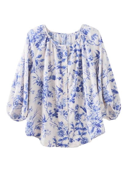Classic Vintage Top with a Flattering Fit