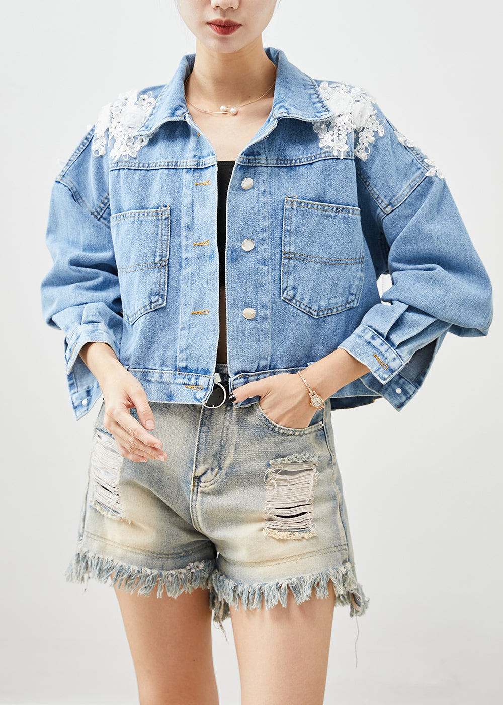 Elegantly Styled Coat for Everyday Wear