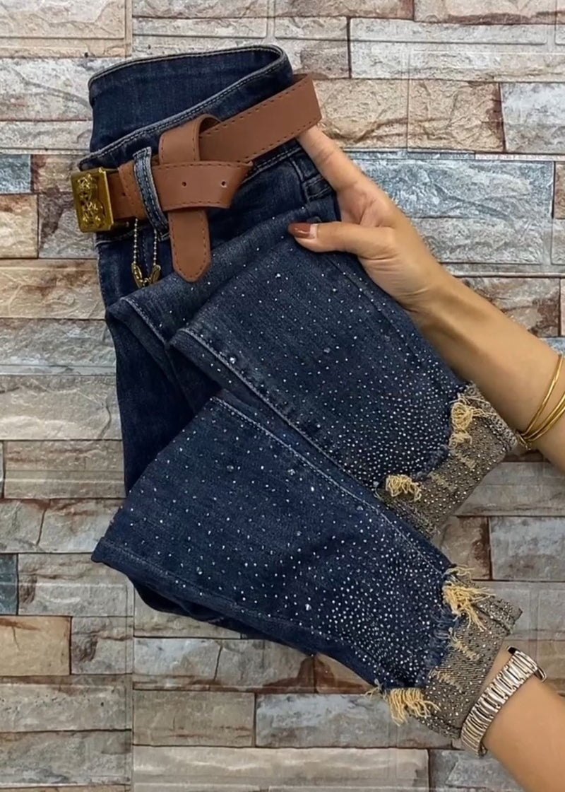 Gracefully Styled Pants for Any Occasion