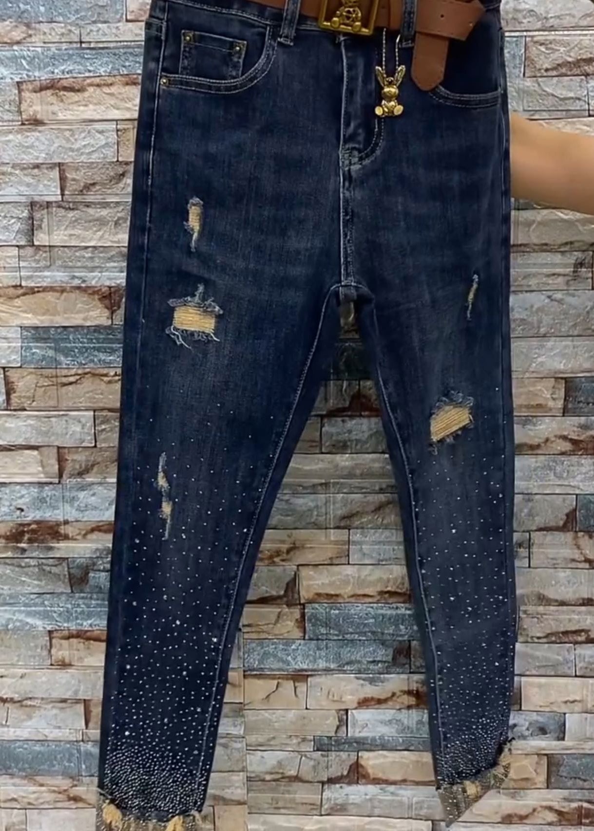 Gracefully Styled Pants for Any Occasion