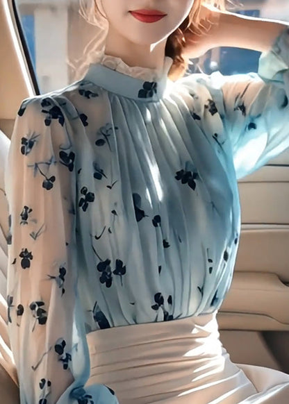 Classic Vintage Shirt with a Flattering Fit