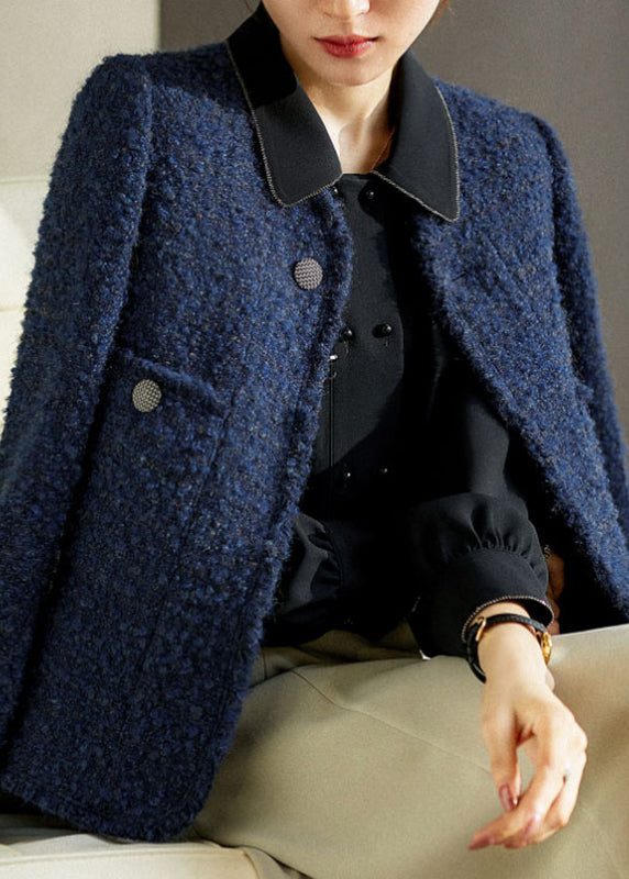 Gracefully Styled Coat for Any Occasion