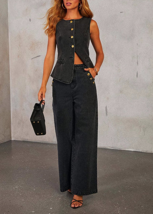 Classic Vintage Pants with a Flattering Fit