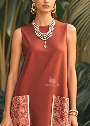 Classic Vintage & Enduringly Stylish Dress