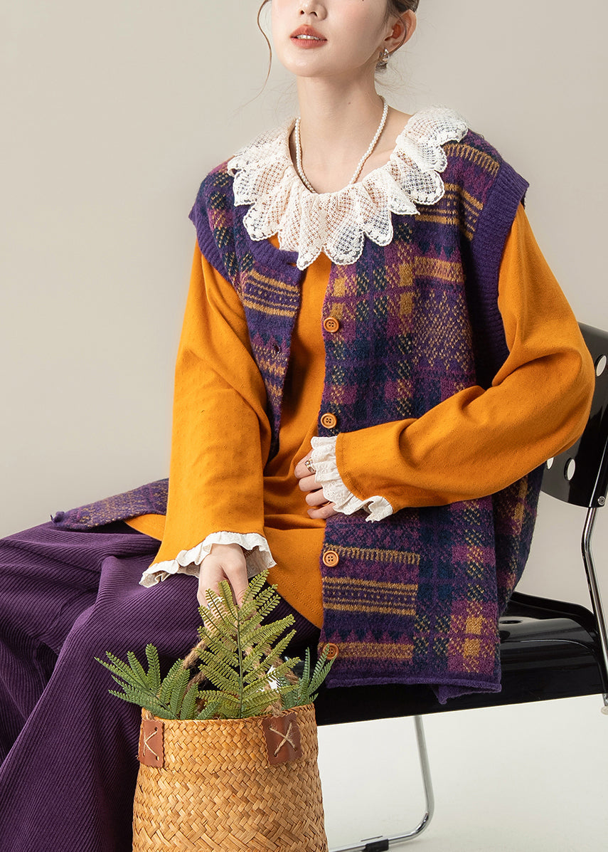 Effortlessly Elegant Garment with a Timeless Design