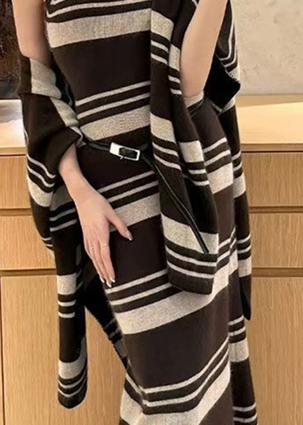 Well Tailored Cardigan with a Graceful Silhouette