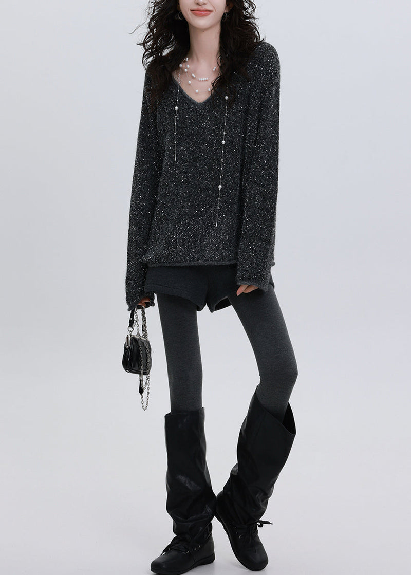 Classic Vintage Sweater with a Flattering Fit