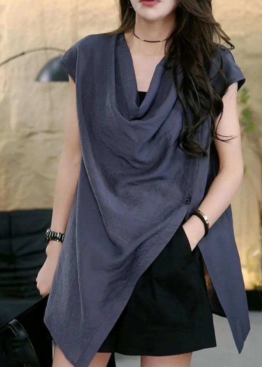 Well Tailored Top with a Graceful Silhouette