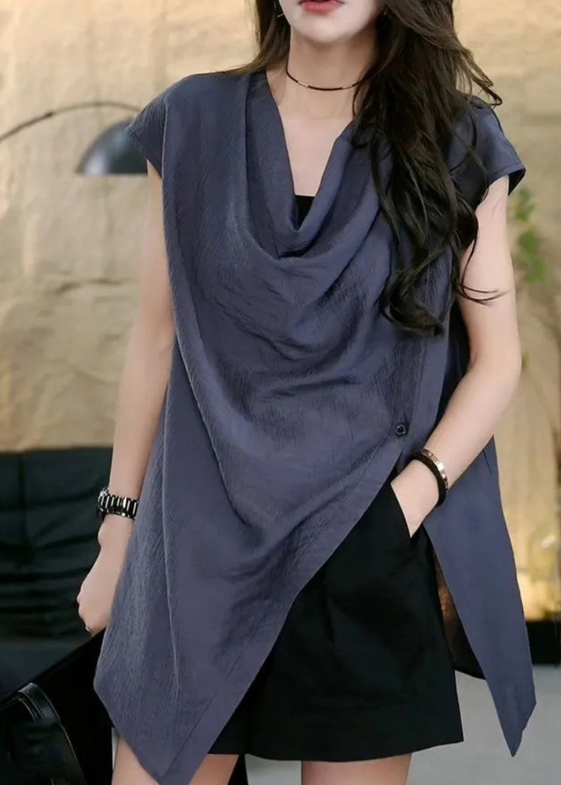 Well Tailored Top with a Graceful Silhouette