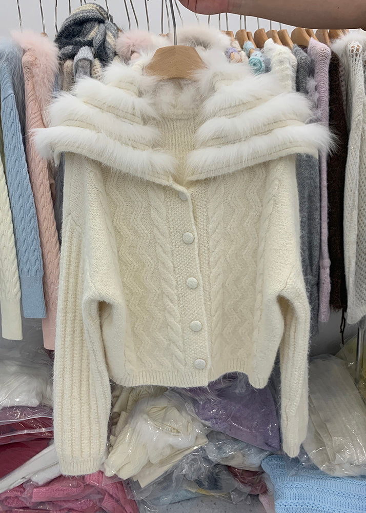 Classic Vintage Cardigan with a Flattering Fit