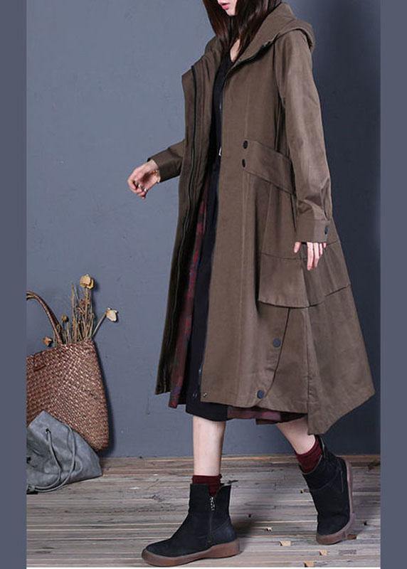 Well Tailored Coat with a Graceful Silhouette