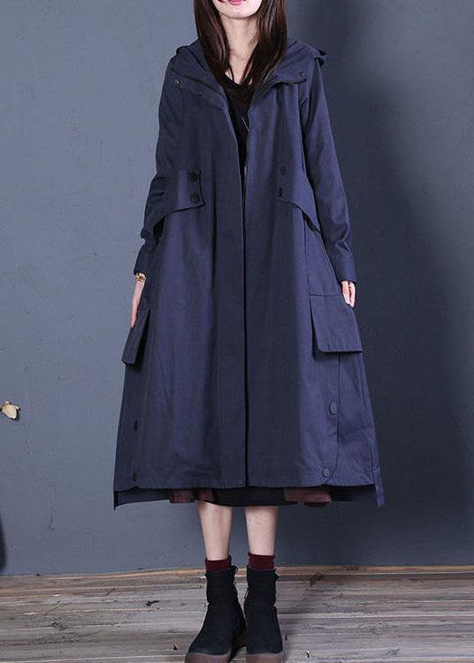 Well Tailored Coat with a Graceful Silhouette