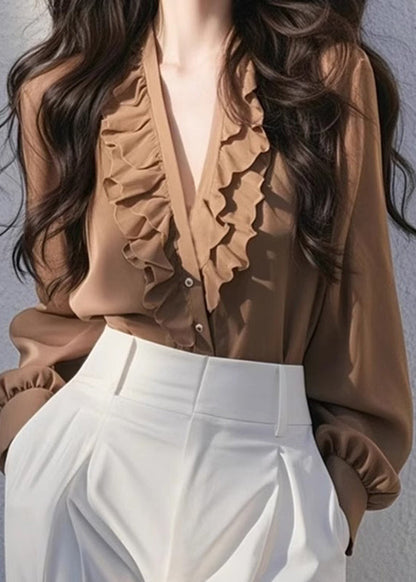 A Vintage Style Top with Delicate Timeless Details