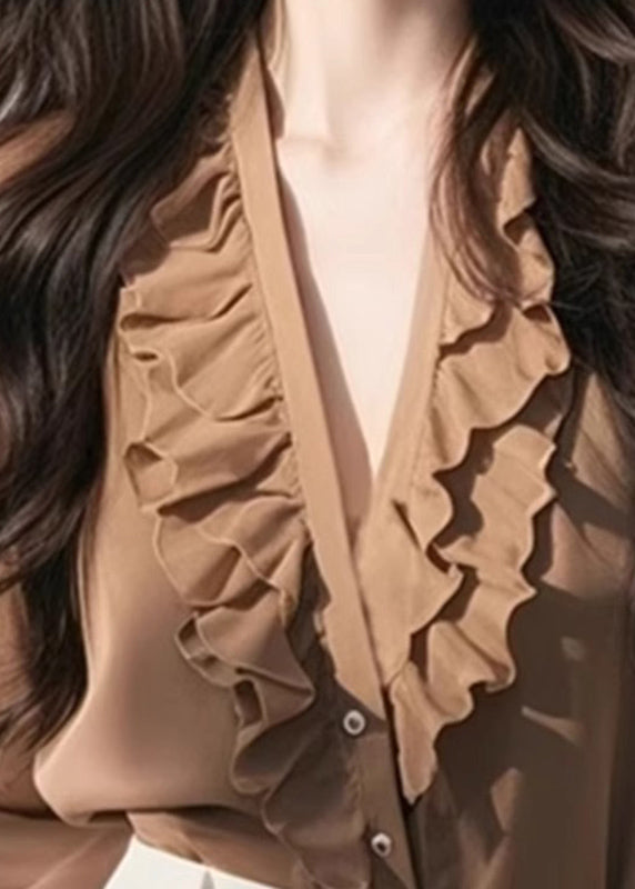 A Vintage Style Top with Delicate Timeless Details