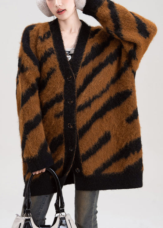 Elegantly Styled Cardigan for Everyday Wear