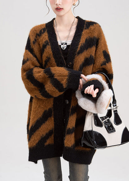Elegantly Styled Cardigan for Everyday Wear