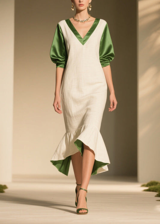 Beautifully Finished Dress in a Timeless Design