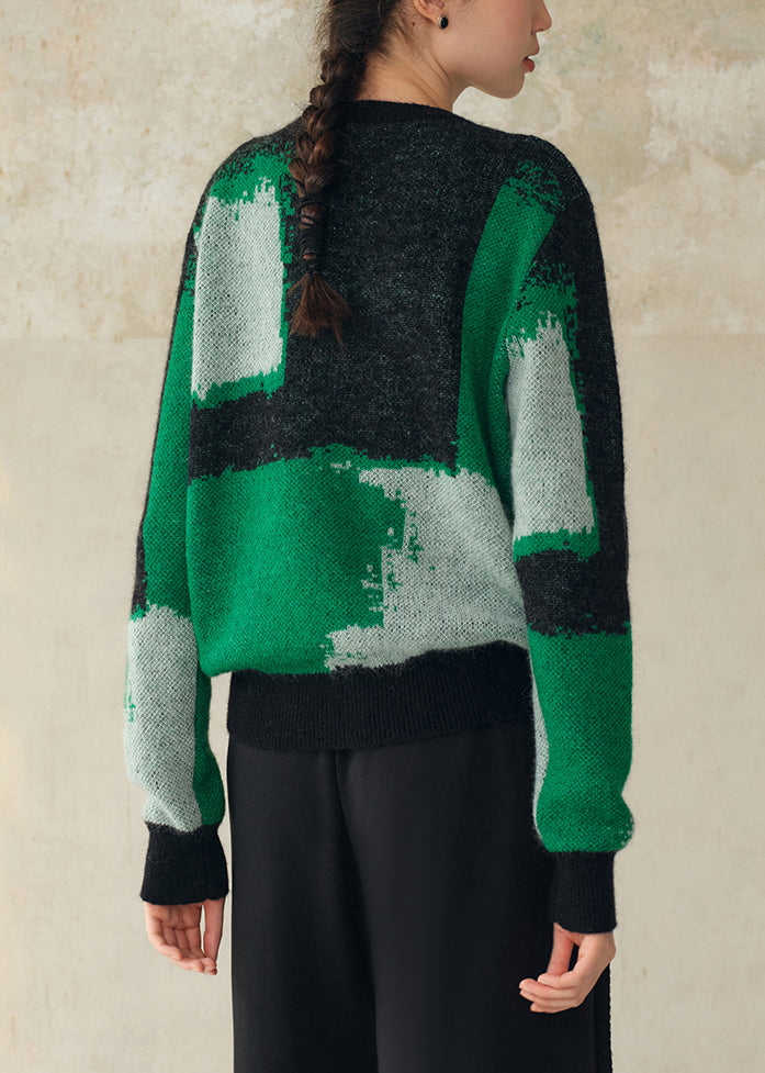 Effortlessly Elegant Coat with a Timeless Design