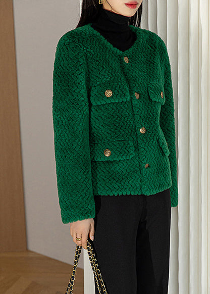 Gracefully Styled Coat for Any Occasion