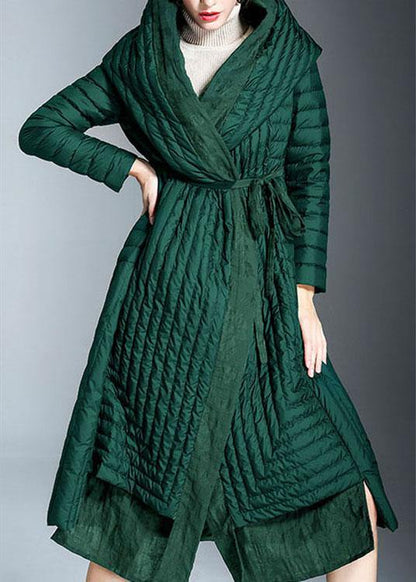 Well Tailored Coat with a Graceful Silhouette
