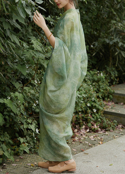 Well Tailored Garment with a Graceful Silhouette