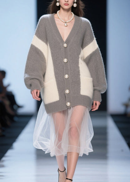 Gracefully Styled Cardigan for Any Occasion