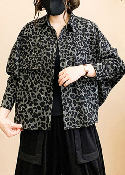 A Vintage Style Coat with Delicate Timeless Details