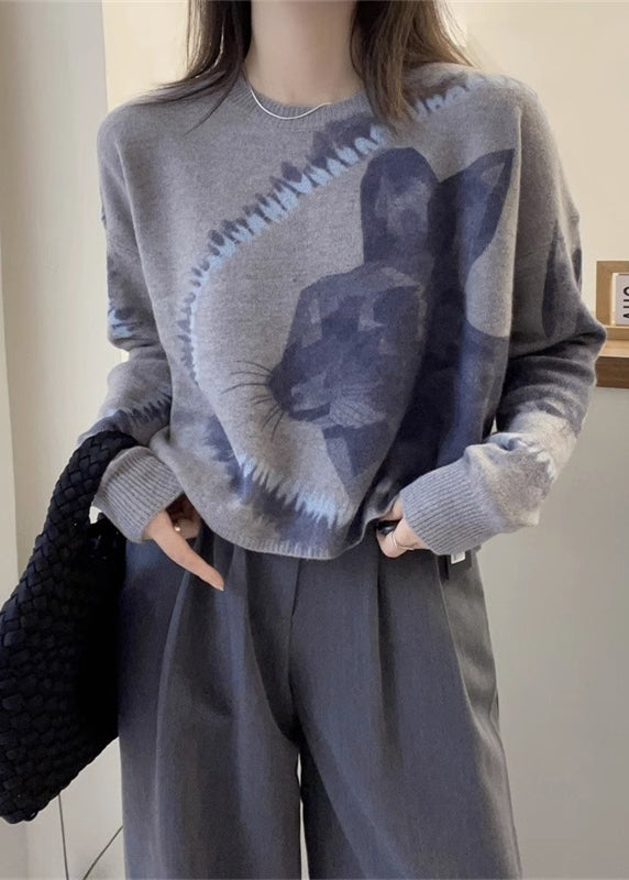Gracefully Styled Sweater for Any Occasion