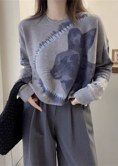 Gracefully Styled Sweater for Any Occasion