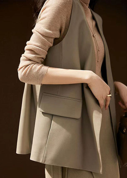 Sophisticated Garment with a Clean Classic Look