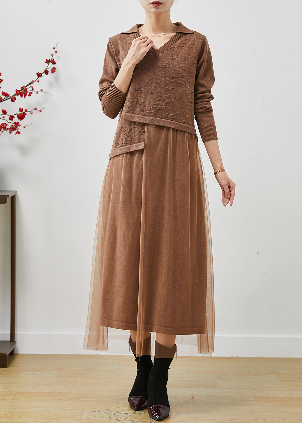 Sophisticated Dress with a Clean Classic Look