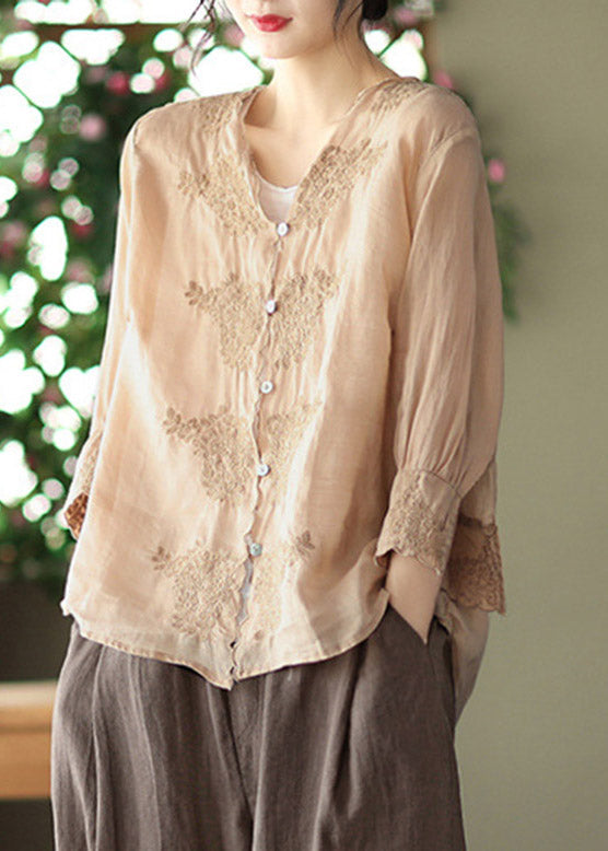 Classic Vintage Shirt with a Flattering Fit