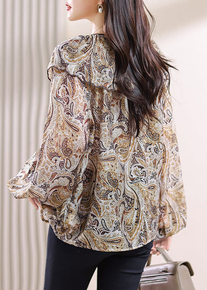 Effortlessly Elegant Top with a Timeless Design